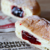 Donut Shop Showdown: Dunkin Donuts vs Honey Dew Donuts - bakedbyrachel.com